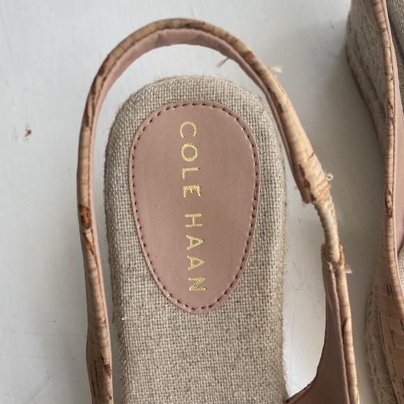 Cole Hahn, Size 7.5 - Picture 2 of 5